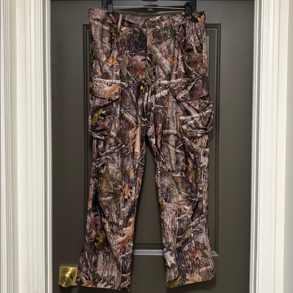 Cabela’s silent hide camo hunting pants 34